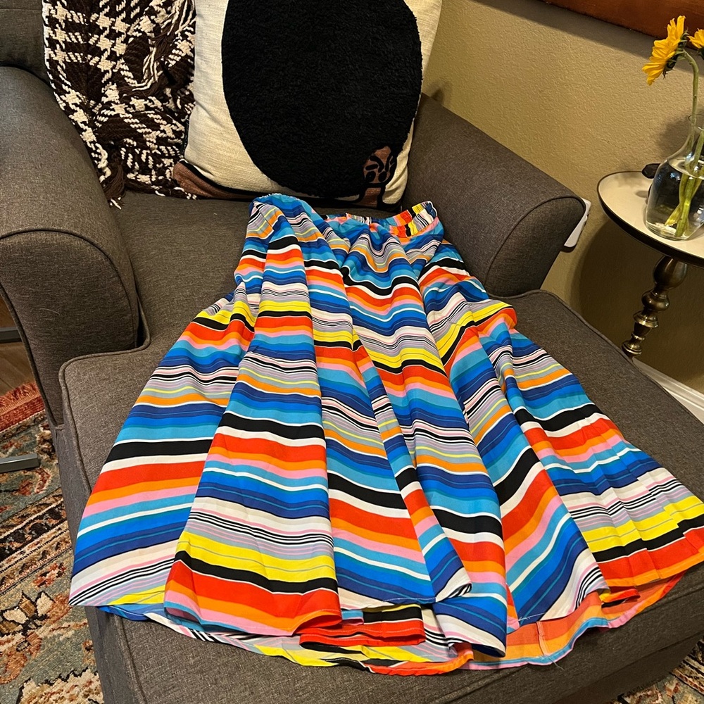 Flirty colorful spring skirt by Spense